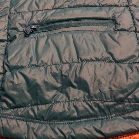 Calvin Klein Performance Small Part Puffer Blue and Black Jacket - Picture 15 of 17